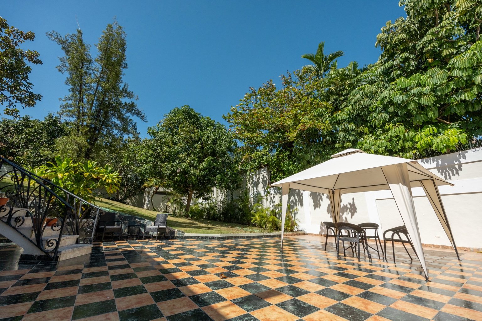 Outdoor garden